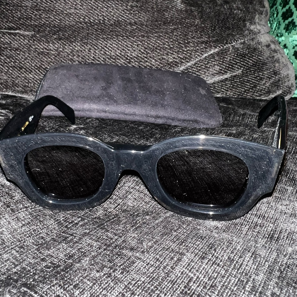 Celine CL41446/S Bold Look Black Sunglasses 🕶️